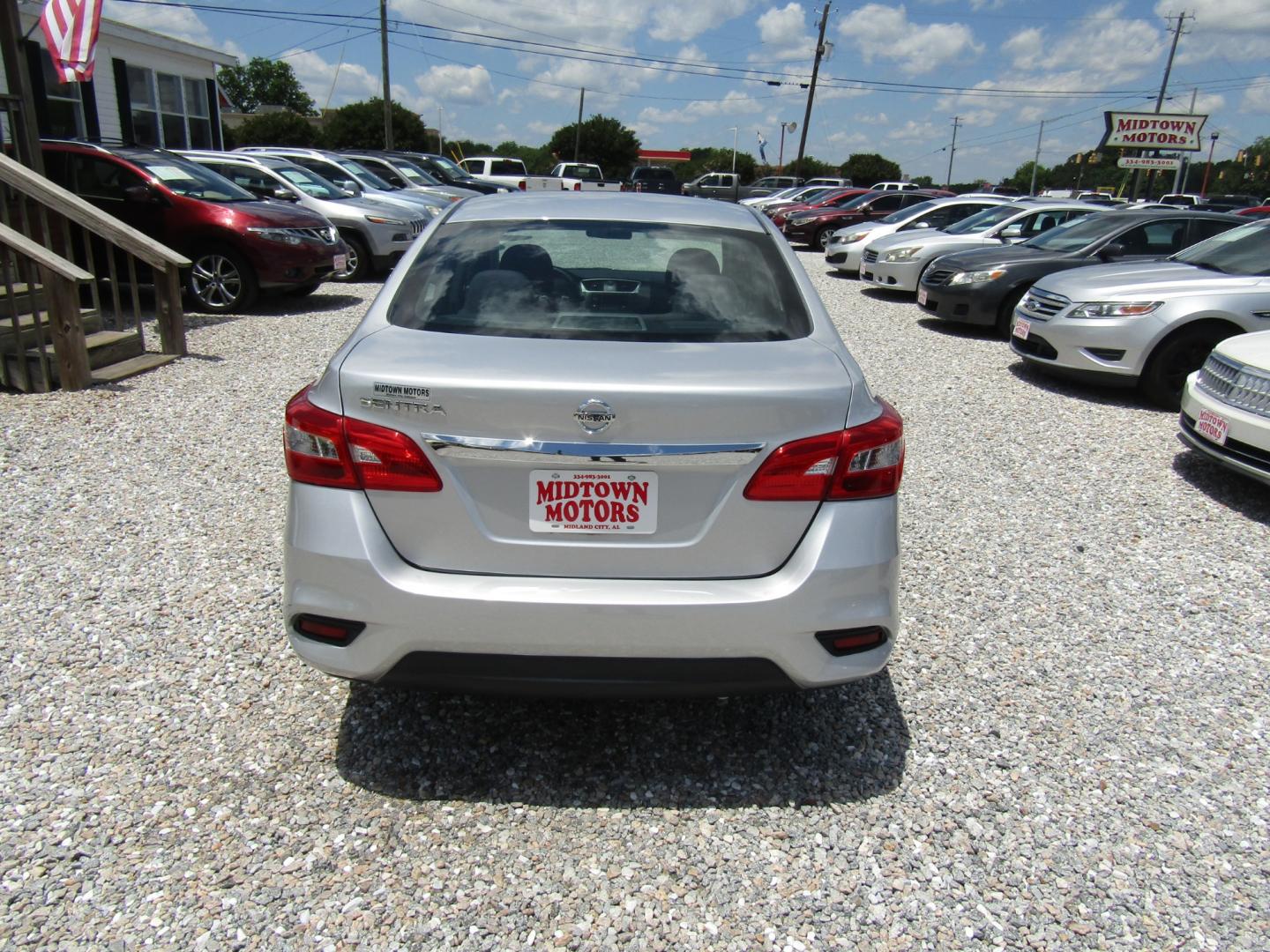 2016 Silver /Gray Nissan Sentra FE+ S (3N1AB7AP5GY) with an 1.8L L4 SFI DOHC 16V engine, Automatic transmission, located at 15016 S Hwy 231, Midland City, AL, 36350, (334) 983-3001, 31.306210, -85.495277 - Photo#9